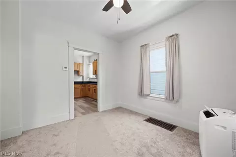 1413 E 29th St, Lorain, OH 44055 photo 9