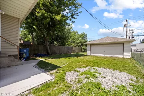 1413 E 29th St, Lorain, OH 44055 photo 5
