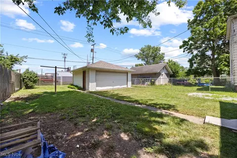 1413 E 29th St, Lorain, OH 44055 photo 6