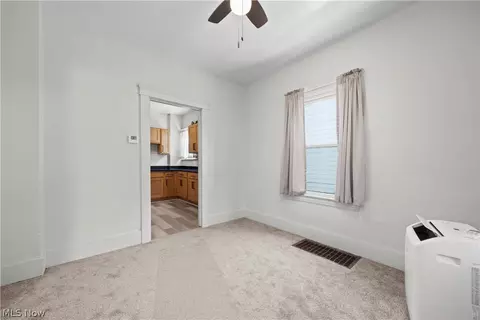 1413 E 29th St, Lorain, OH 44055 photo 9