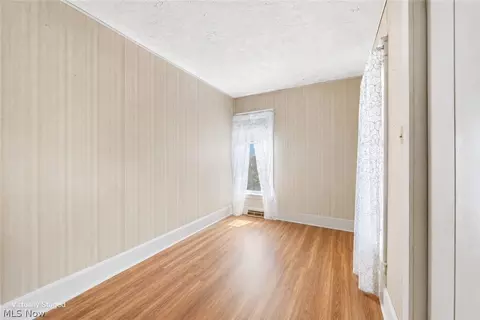 Bedroom - 631 Bunker Hill Rd, Ashtabula, OH 44004 photo 1 of 9