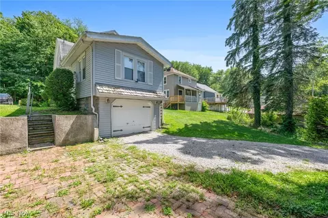 Exterior - 631 Bunker Hill Rd, Ashtabula, OH 44004 photo 3 of 6