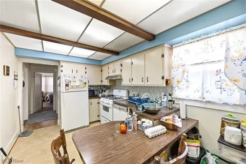 Kitchen - 631 Bunker Hill Rd, Ashtabula, OH 44004 photo 1 of 4