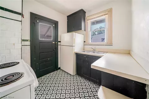 1318 Middle Ave, Elyria, OH 44035 photo 6