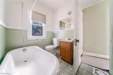 1318 Middle Ave, Elyria, OH 44035 photo 8