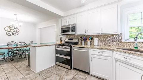 6903 E Sprague Rd, Independence, OH 44131 photo 7