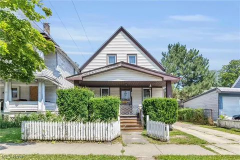 3457 W 44th St, Cleveland, OH 44109