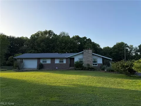 7219 Wilson Sharpsville Rd, Hartford, OH 44404