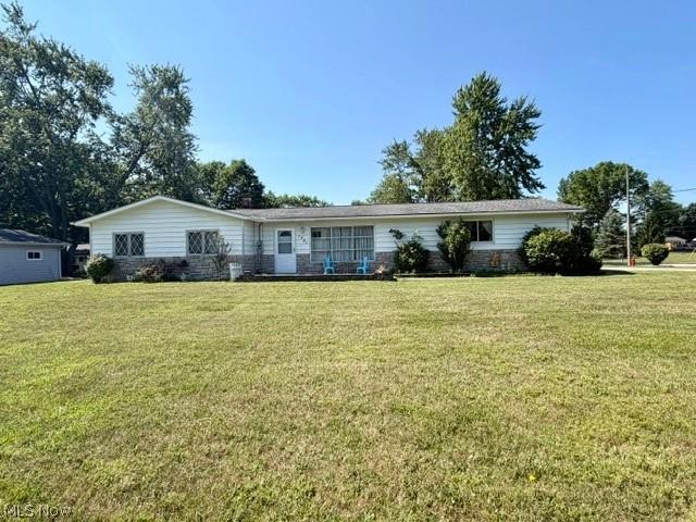 1521 Stanford Dr, Brunswick, OH 44212