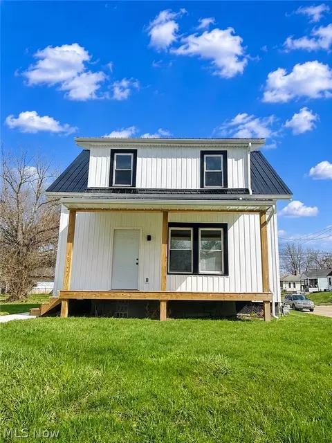 750 Pine St, Zanesville, OH 43701