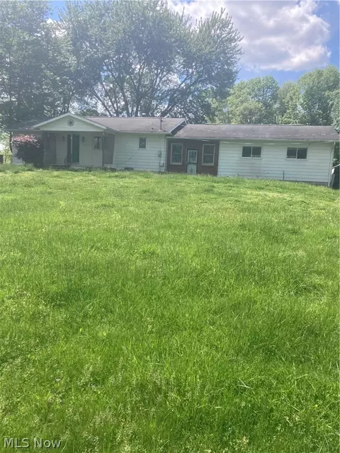 7555 Dietrick Hill Rd, Philo, OH 43771 photo 1