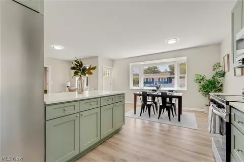 Kitchen - 1385 Ormond Ave, Madison, OH 44057 photo 2 of 2