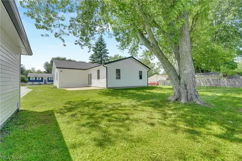 Exterior - 1385 Ormond Ave, Madison, OH 44057 photo 5 of 8