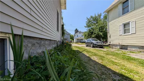 Exterior - 131 Grove Dr, Ashtabula, OH 44004 photo 9 of 10