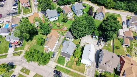 View/Area - 131 Grove Dr, Ashtabula, OH 44004 photo 2 of 3