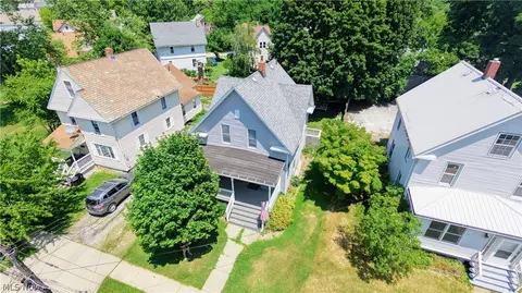 View/Area - 131 Grove Dr, Ashtabula, OH 44004 photo 1 of 3