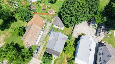 View/Area - 131 Grove Dr, Ashtabula, OH 44004 photo 3 of 3