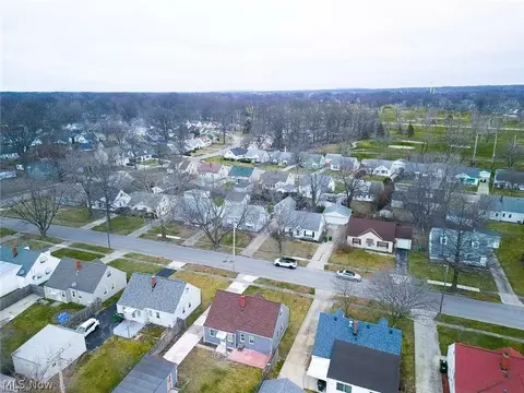 View/Area - 380 E 232nd St, Euclid, OH 44123 photo 2 of 4