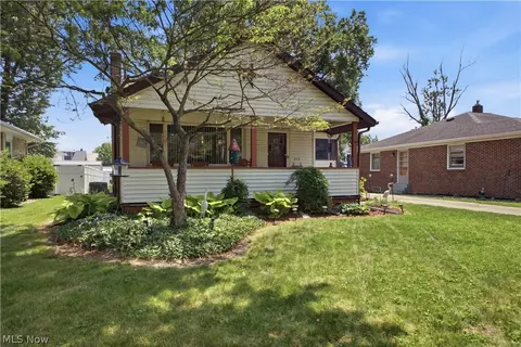 313 S Canal St, Newton Falls, OH 44444