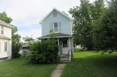 176 E Maryland Ave, Sebring, OH 44672