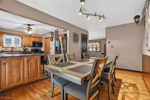 Dining - 1860 Ridgewick Dr, Wickliffe, OH 44092 photo 2 of 3