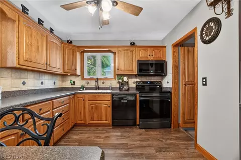 Kitchen - 1860 Ridgewick Dr, Wickliffe, OH 44092 photo 1 of 4