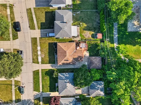 View/Area - 1860 Ridgewick Dr, Wickliffe, OH 44092 photo 5 of 6