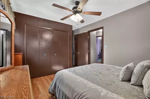 Bedroom - 1860 Ridgewick Dr, Wickliffe, OH 44092 photo 4 of 5