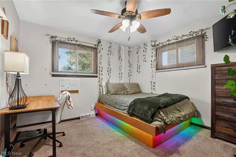 Bedroom - 1860 Ridgewick Dr, Wickliffe, OH 44092 photo 1 of 5