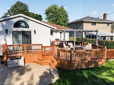 Exterior - 1860 Ridgewick Dr, Wickliffe, OH 44092 photo 4 of 6