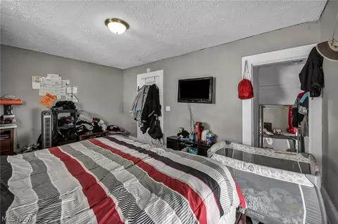 228 Gates, Elyria, OH 44035 photo 18