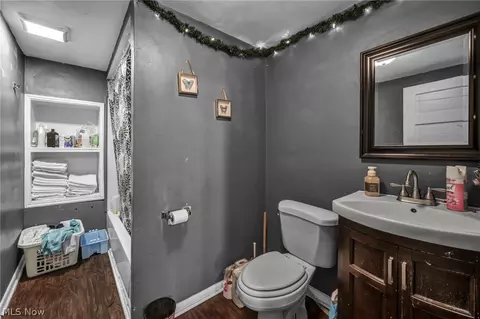228 Gates, Elyria, OH 44035 photo 12