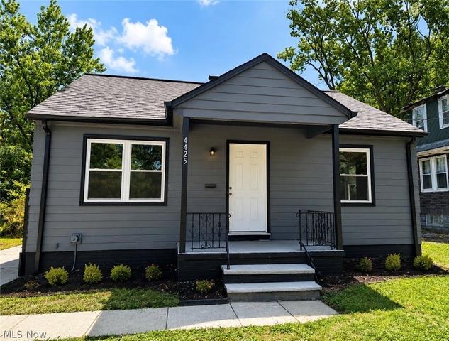 4425 E 142nd St, Cleveland, OH 44128