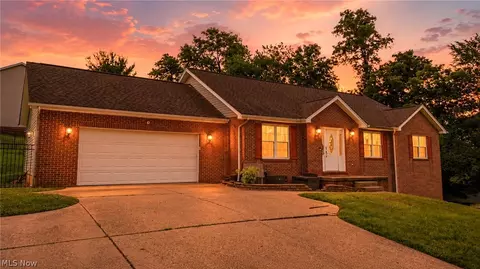 1 Edinburgh Way, Saint Clairsville, OH 43950