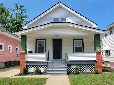 2708 Hood Ave, Cleveland, OH 44109