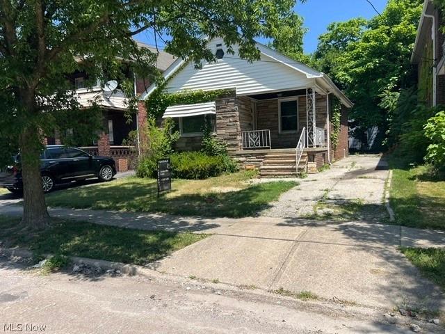 1003 Nathaniel Rd, Cleveland, OH 44110
