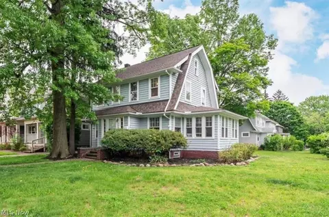 1509 Maple Rd, Cleveland Heights, OH 44121