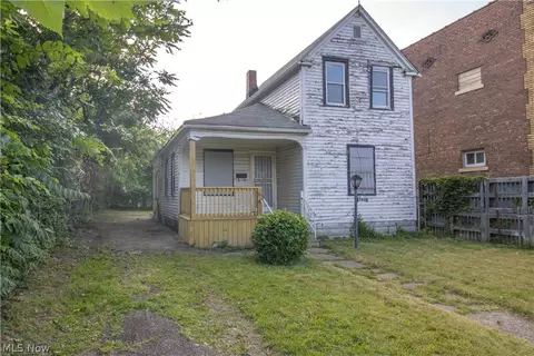 3448 E 149th St, Cleveland, OH 44120