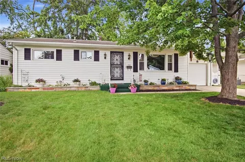 759 Orrville Ave, Cuyahoga Falls, OH 44221