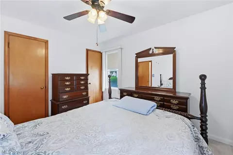 Bedroom - 839 E 260th St, Euclid, OH 44132 photo 1 of 6