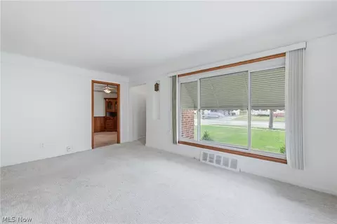 Living - 839 E 260th St, Euclid, OH 44132 photo 3 of 3