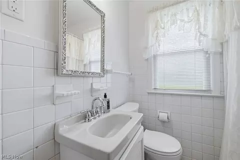 Bath - 839 E 260th St, Euclid, OH 44132 photo 2 of 2