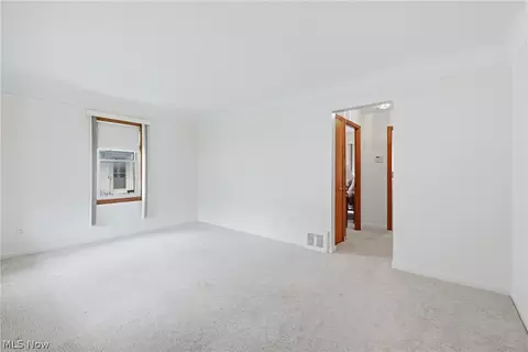 Living - 839 E 260th St, Euclid, OH 44132 photo 2 of 3