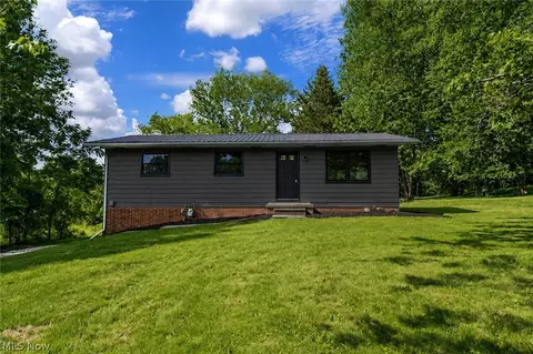 1955 Koons Rd, North Canton, OH 44720