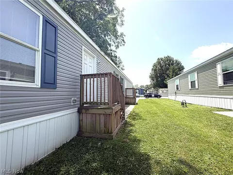Exterior - 144 Virginia Ave, Elyria, OH 44035 photo 1 of 4
