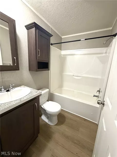 Bath - 144 Virginia Ave, Elyria, OH 44035 photo 2 of 5