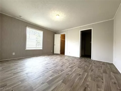Bedroom - 144 Virginia Ave, Elyria, OH 44035 photo 4 of 6