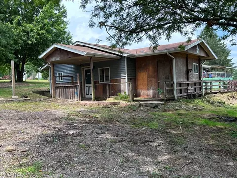 4703 Eldersville Rd, Colliers, WV 26035