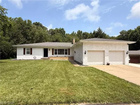 240 Winkler Dr, Wooster, OH 44691