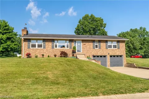 9412 Rohrland St NW, Massillon, OH 44647